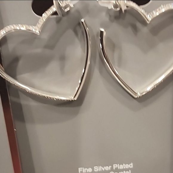 Believe By Brilliance Heart Hoop w/ Genuine Crystal - Picture 5 of 5